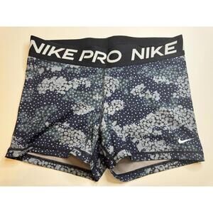 Nike ProFit 3" Work Out Shorts Size L